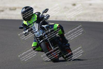 media/Sep-21-2025-TrackDaz (Sun) [[277c75b276]]/C Group/1140pm (Turn 3)/